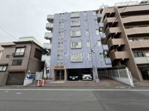 セザール第二綾瀬の外観 足立区綾瀬にある中古マンション