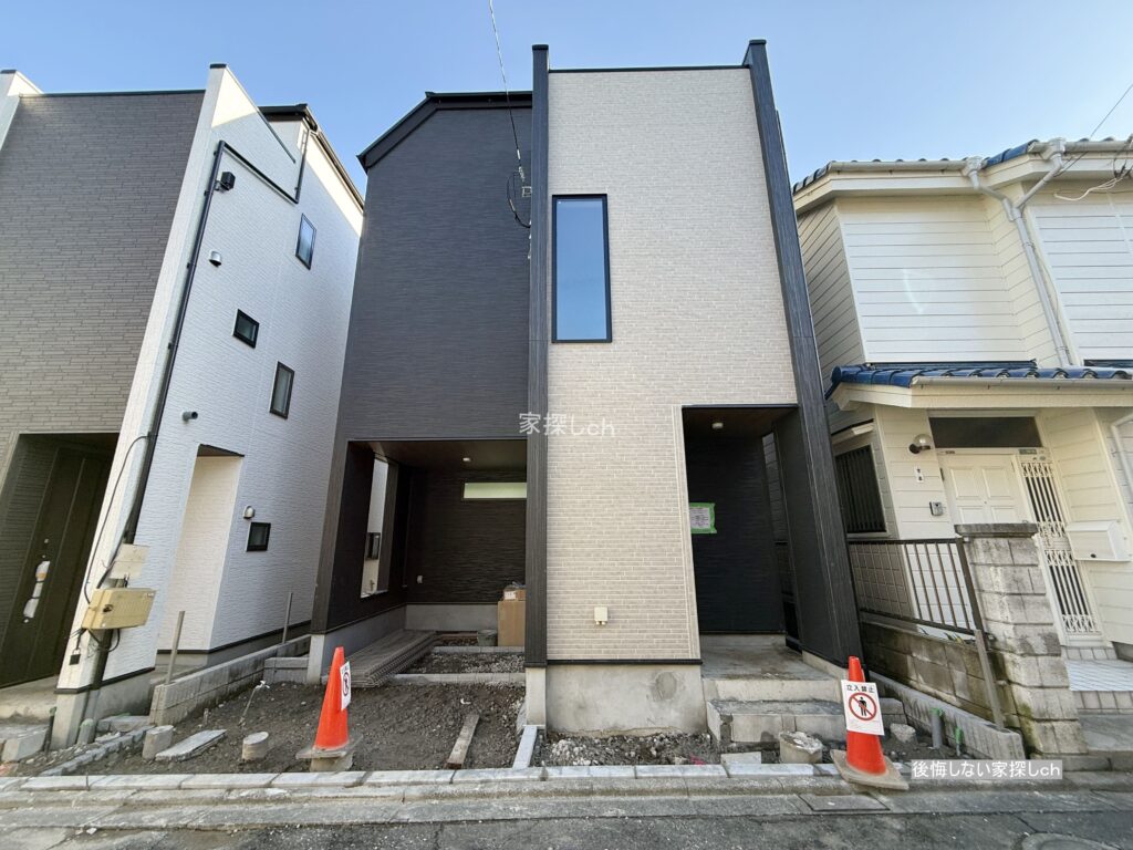 葛飾区南水元2丁目1号棟の正面外観
