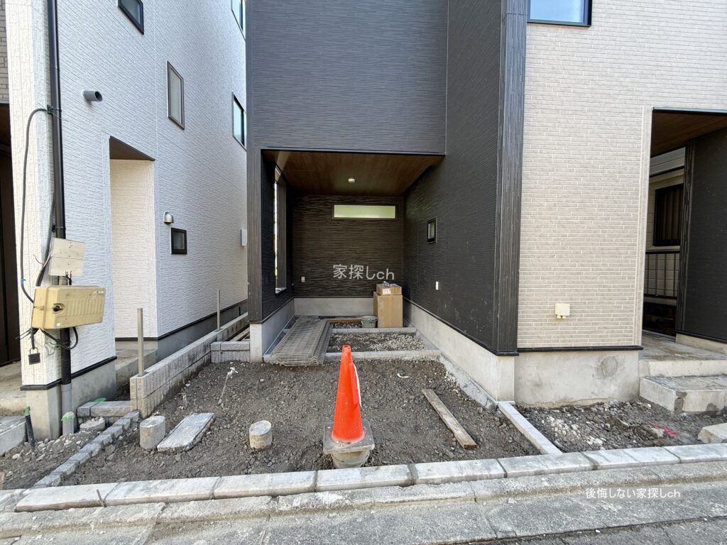 葛飾区南水元2丁目1号棟のビルトイン車庫